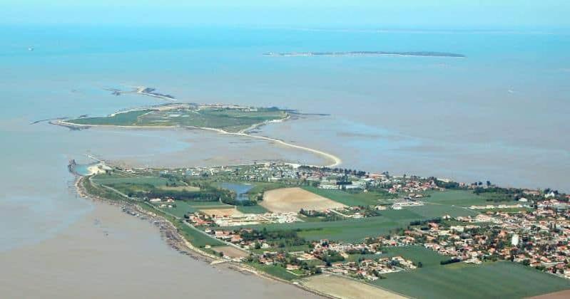 Chalet agréable en bord en de mer. Port-des-Barques Eksteriør billede